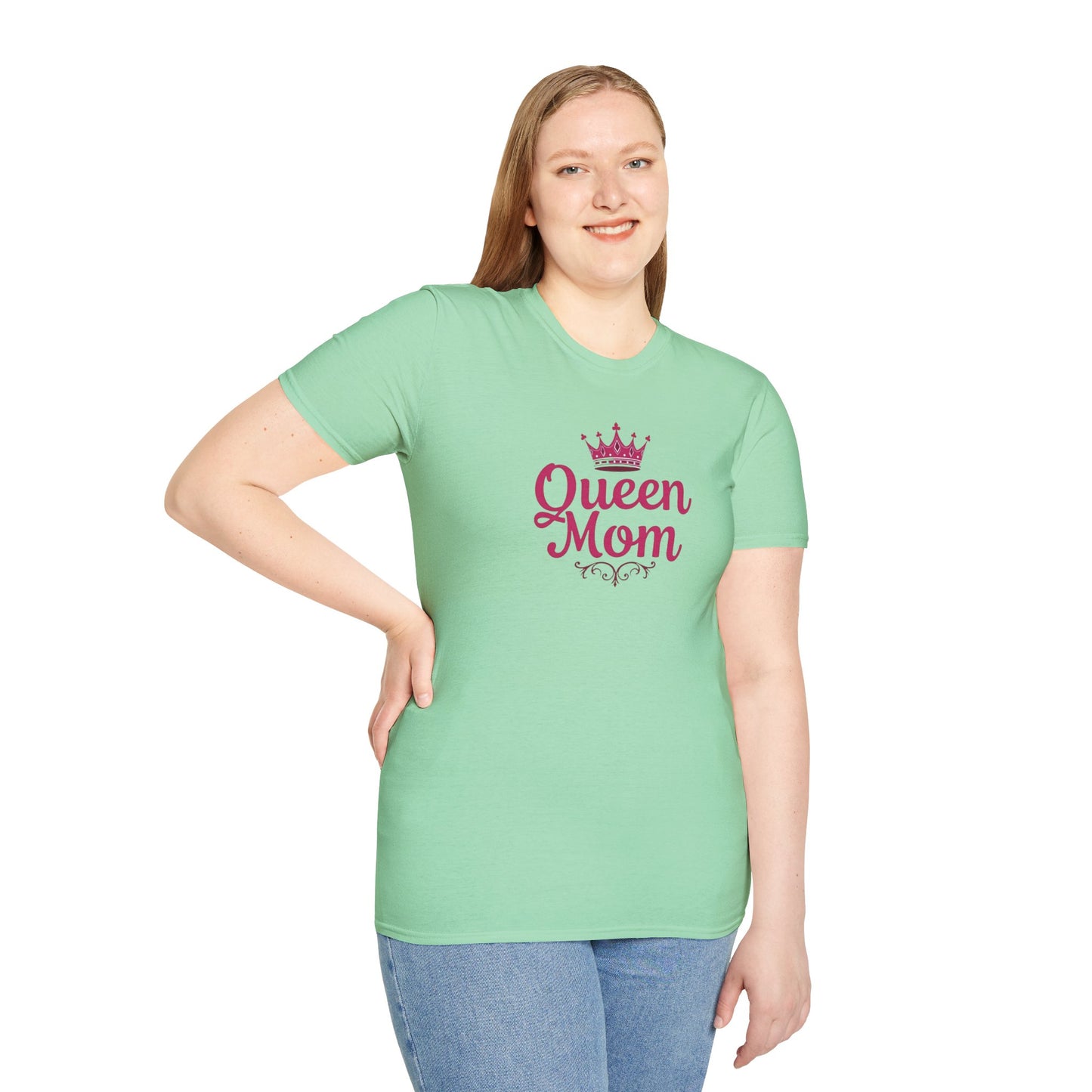 Queen Mom Tee Perfect Gift for Mom T-shirt Birthday Gift Mother's Day Gift for Her Women's Tshirt Gift