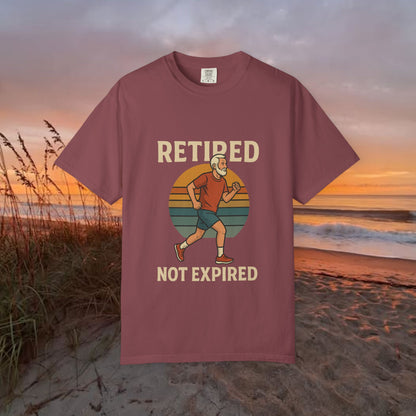 Retired Not Expired Marathon Runner, Retirement Gift T-Shirt Dad Birthday tshirt Granddad gift Retired Father Gift Shirt Nature Lover Gift Hiking Tee Outdoors shirt